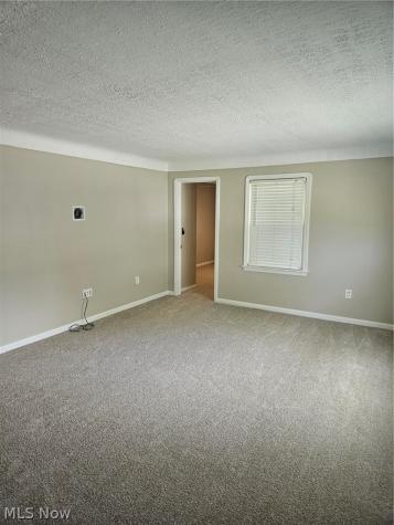 14 Thames Avenue Bedford OH 44146
