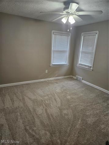 14 Thames Avenue Bedford OH 44146