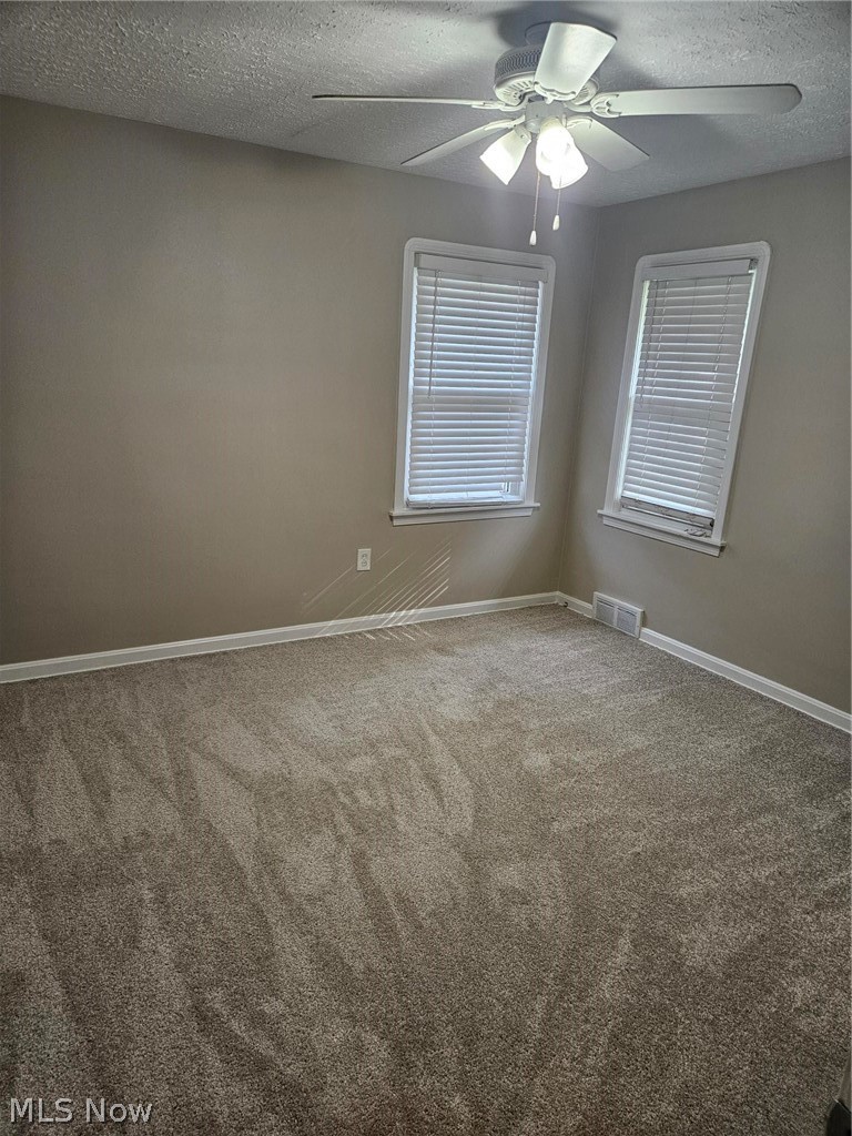 14 Thames Avenue Bedford OH 44146