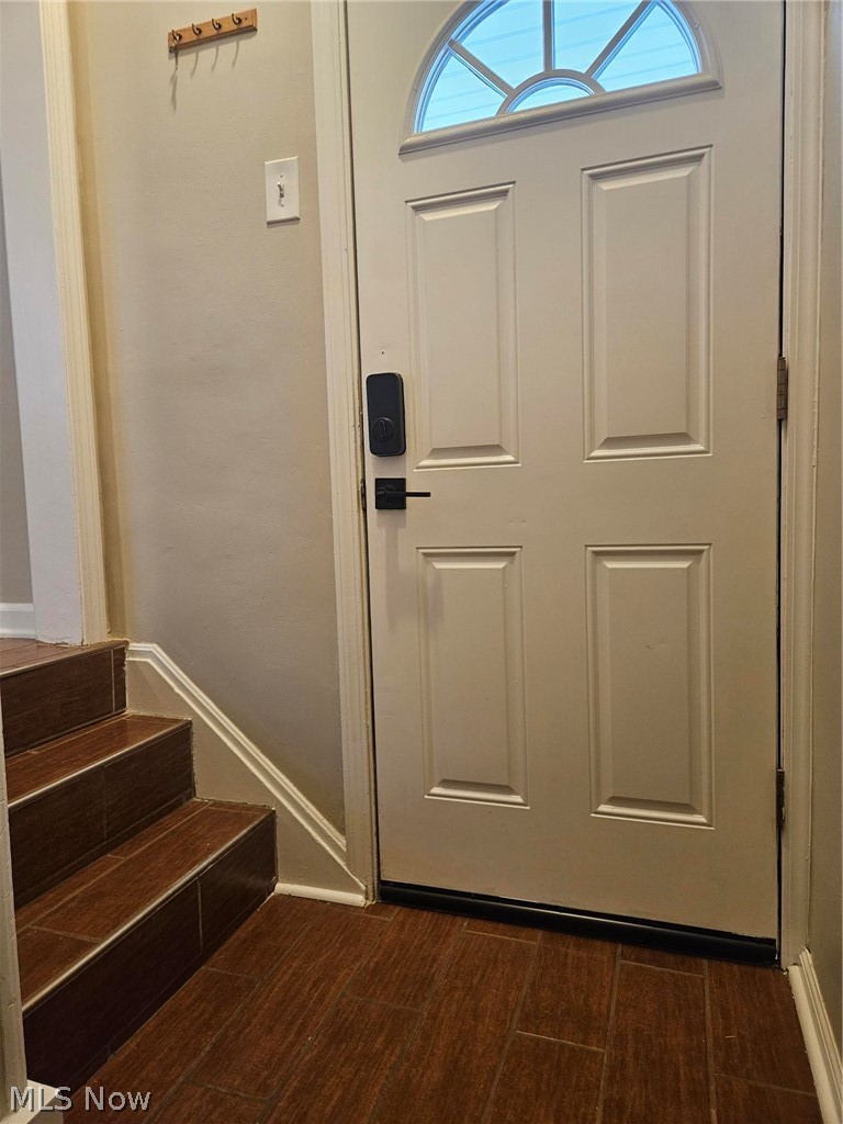 14 Thames Avenue Bedford OH 44146