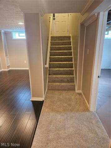 14 Thames Avenue Bedford OH 44146