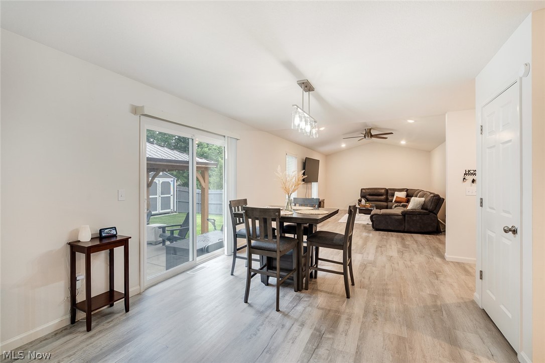 1254 Cross Drive Austintown OH 44515