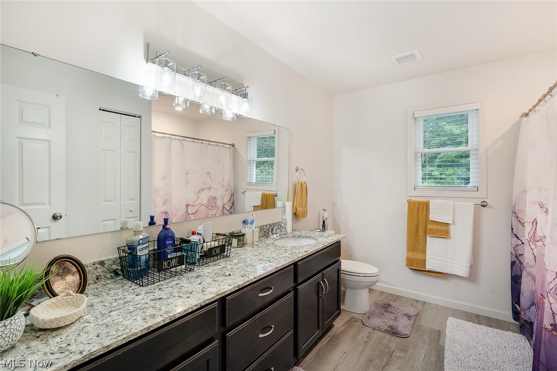 1254 Cross Drive Austintown OH 44515