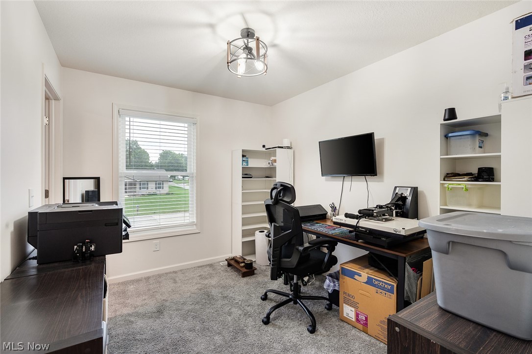 1254 Cross Drive Austintown OH 44515