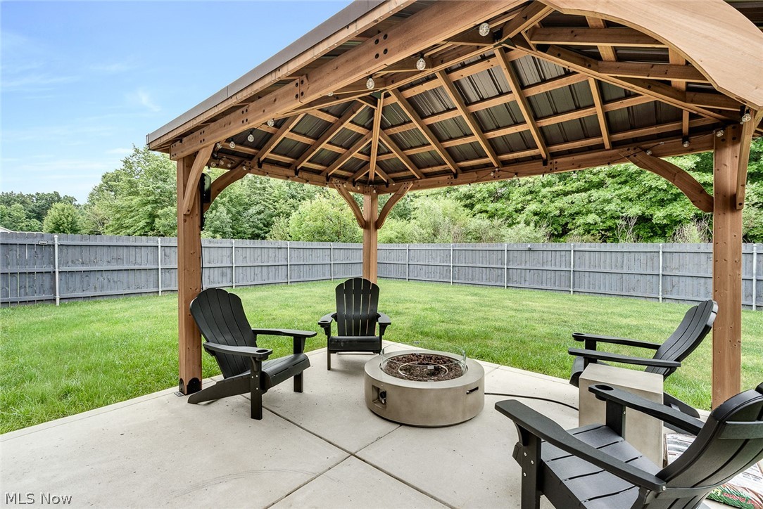 1254 Cross Drive Austintown OH 44515