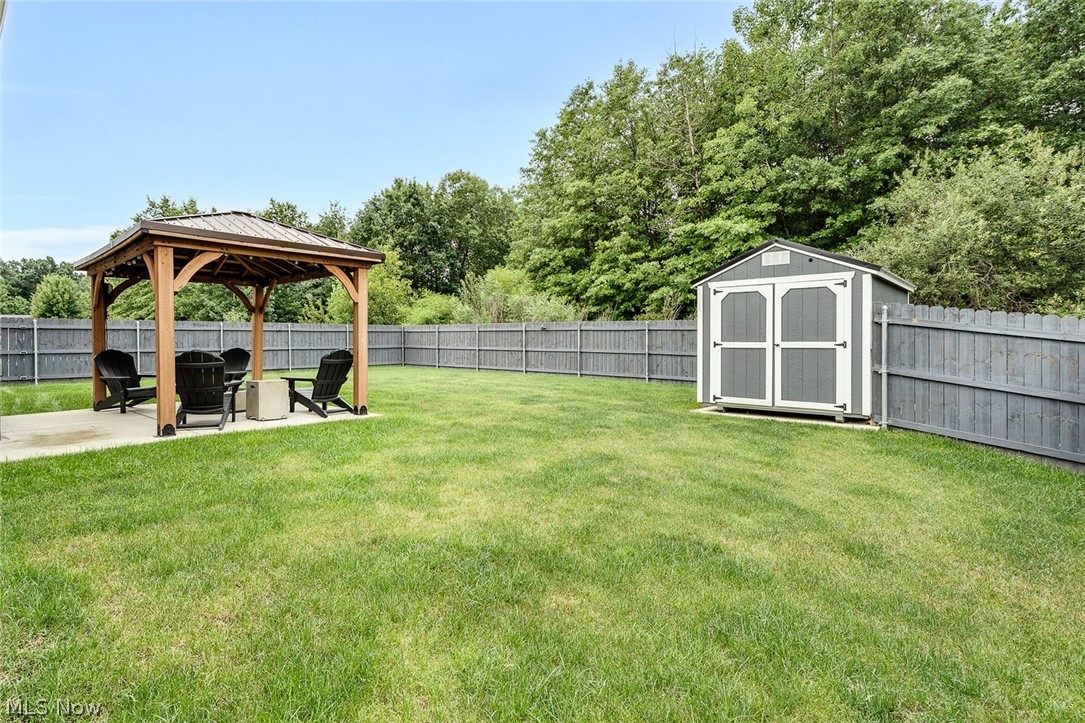 1254 Cross Drive Austintown OH 44515