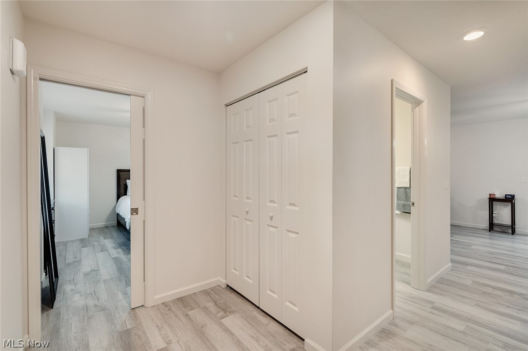 1254 Cross Drive Austintown OH 44515