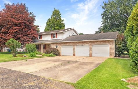 7351 Ashburton Circle NW North Canton OH 44720