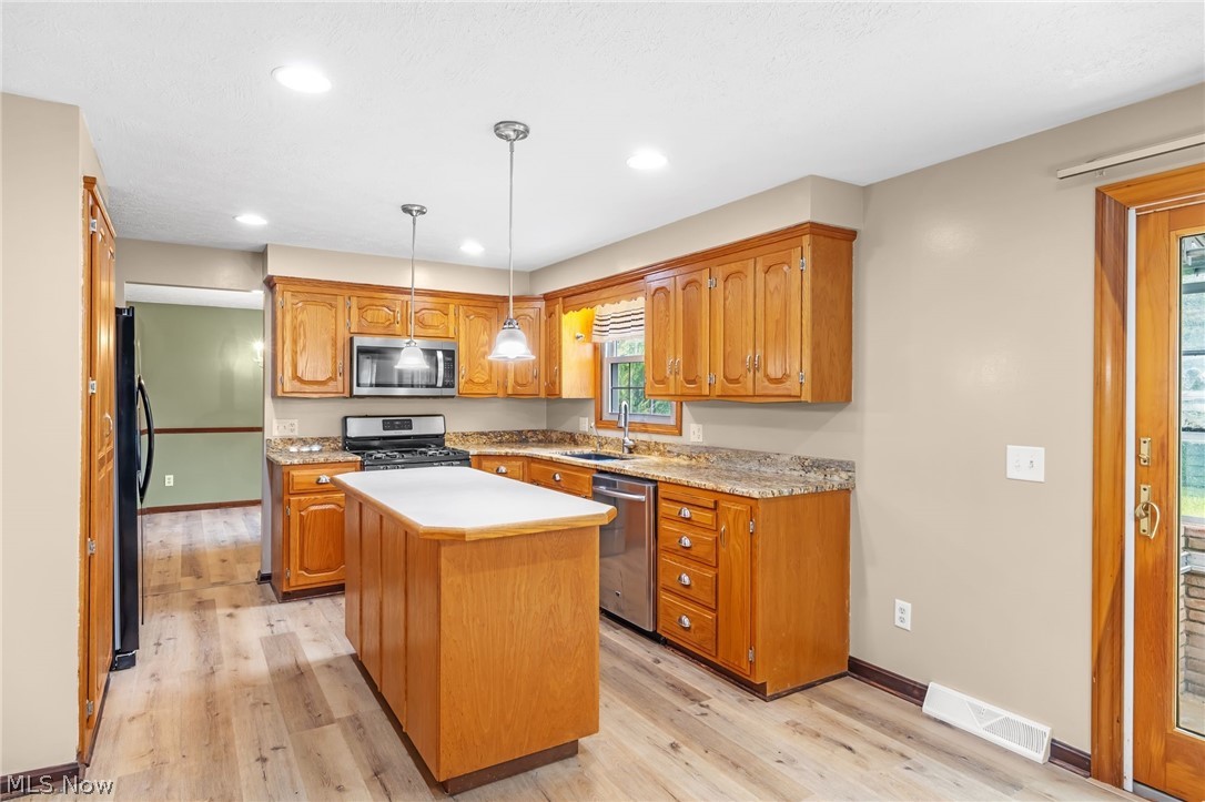 7351 Ashburton Circle NW North Canton OH 44720