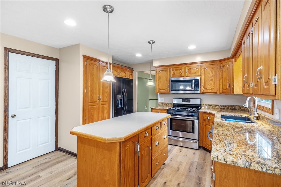 7351 Ashburton Circle NW North Canton OH 44720