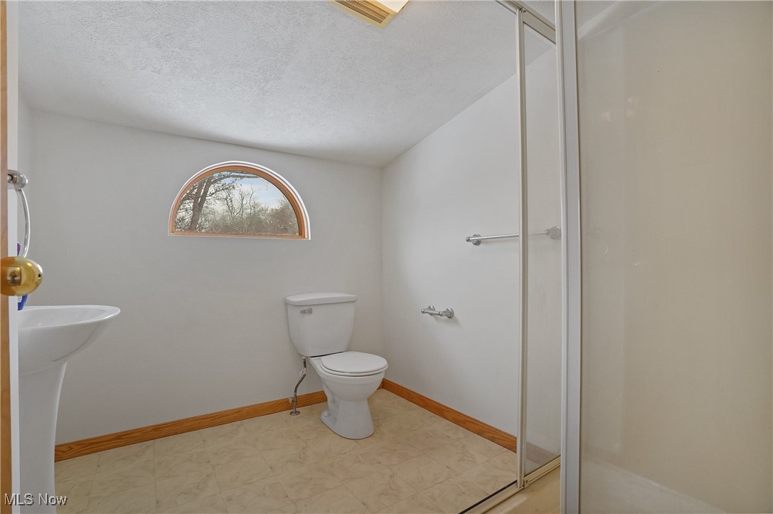 2218 Lee Drive Akron OH 44306