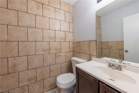 9323 Pratt Avenue Cleveland OH 44105
