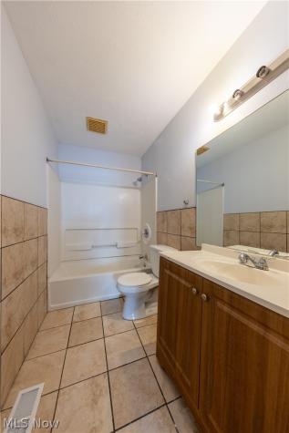 9323 Pratt Avenue Cleveland OH 44105