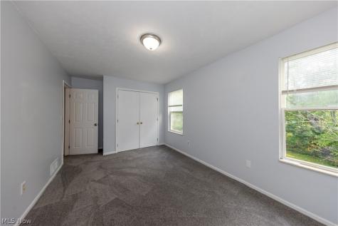 9323 Pratt Avenue Cleveland OH 44105