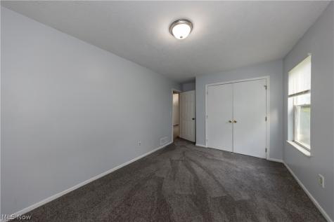 9323 Pratt Avenue Cleveland OH 44105