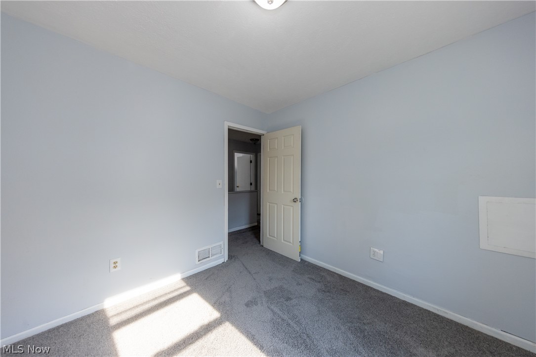 9323 Pratt Avenue Cleveland OH 44105