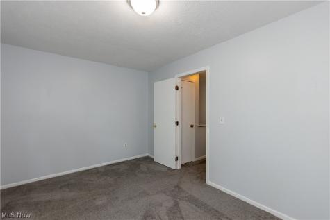 9323 Pratt Avenue Cleveland OH 44105