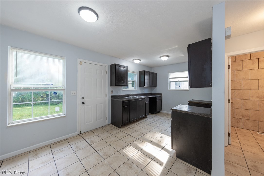 9323 Pratt Avenue Cleveland OH 44105