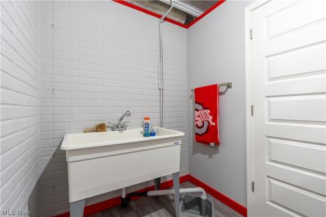 3619 Sandgate Street NW North Canton OH 44720
