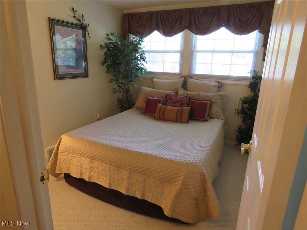 95 Shipherd Circle Oberlin OH 44074