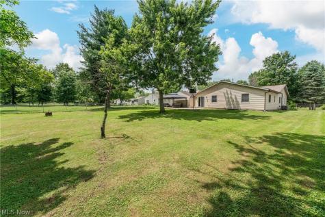 1981 Pinewood Drive Brunswick OH 44212