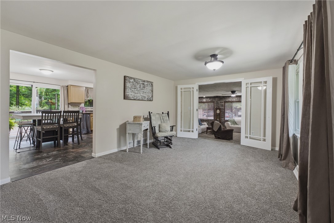 6084 Peach Street Louisville OH 44641