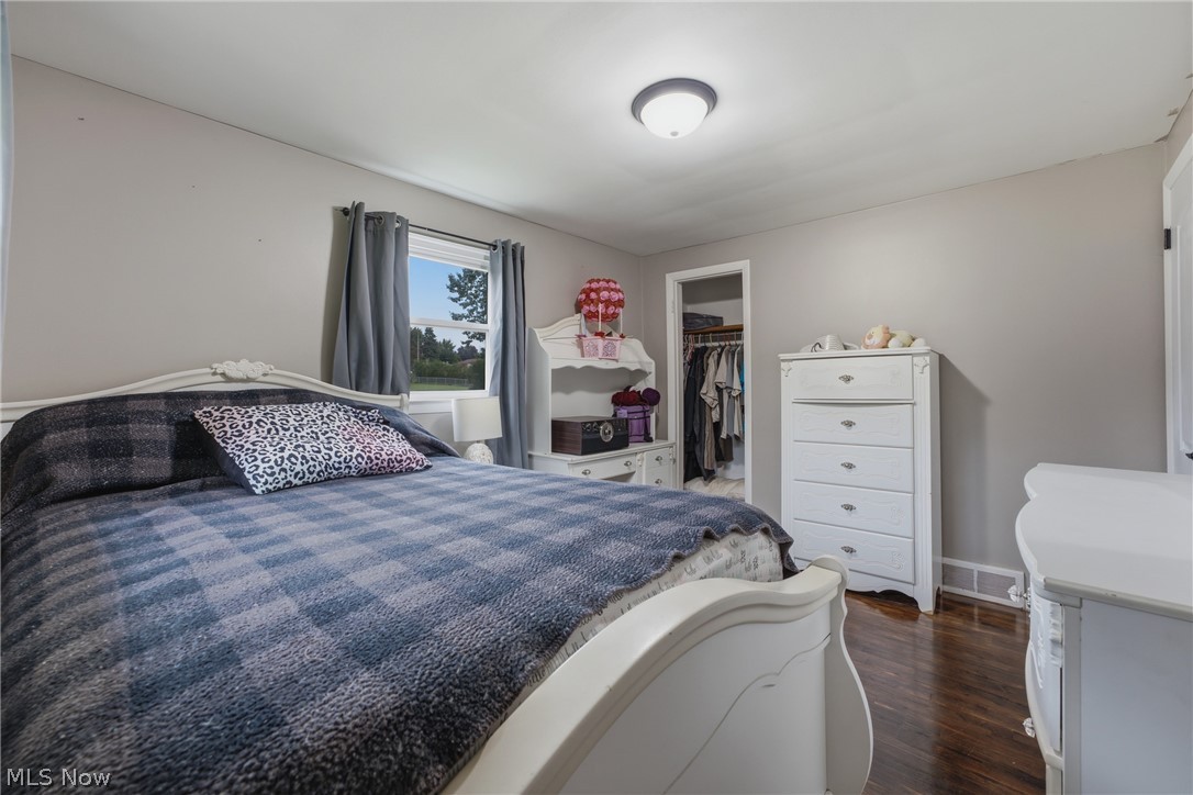 6084 Peach Street Louisville OH 44641