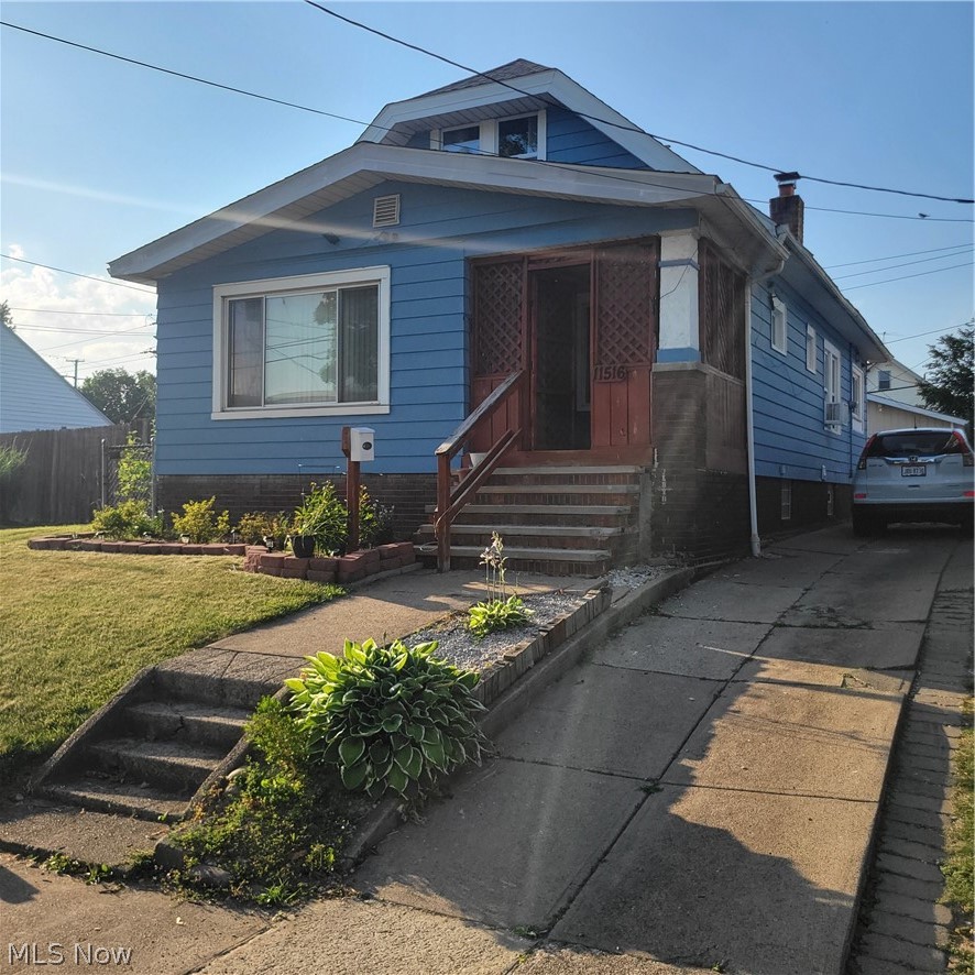 11516 Thrush Avenue Cleveland OH 44111