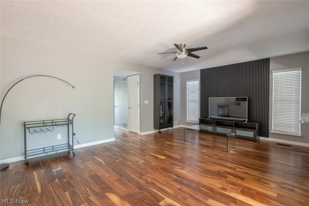 8716 Blossom Drive Mentor OH 44060