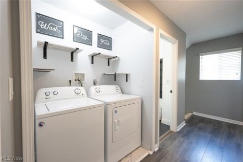 8716 Blossom Drive Mentor OH 44060