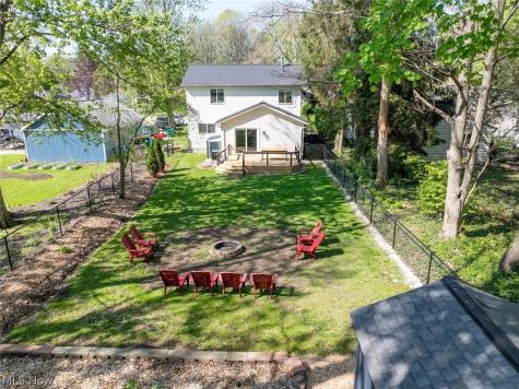 8716 Blossom Drive Mentor OH 44060