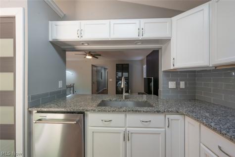 8716 Blossom Drive Mentor OH 44060
