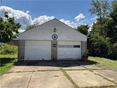 314 16th Street Elyria OH 44035