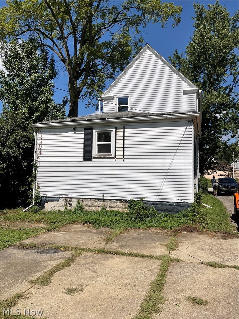 314 16th Street Elyria OH 44035