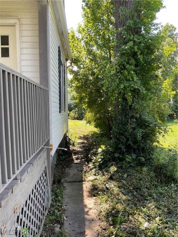 314 16th Street Elyria OH 44035