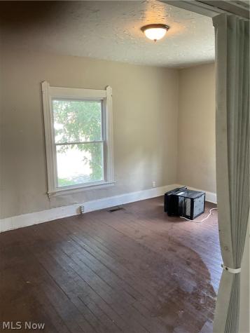 314 16th Street Elyria OH 44035