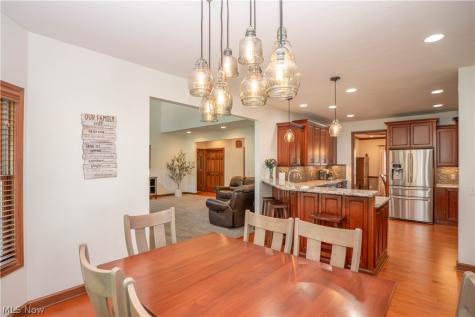 6612 Greyhawk Street NW Canton OH 44708