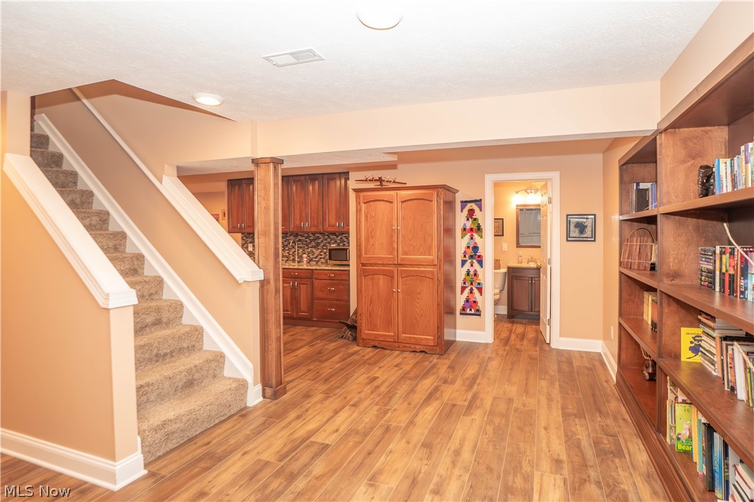 6612 Greyhawk Street NW Canton OH 44708