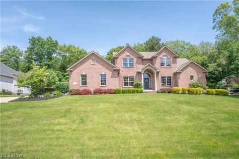 6612 Greyhawk Street NW Canton OH 44708