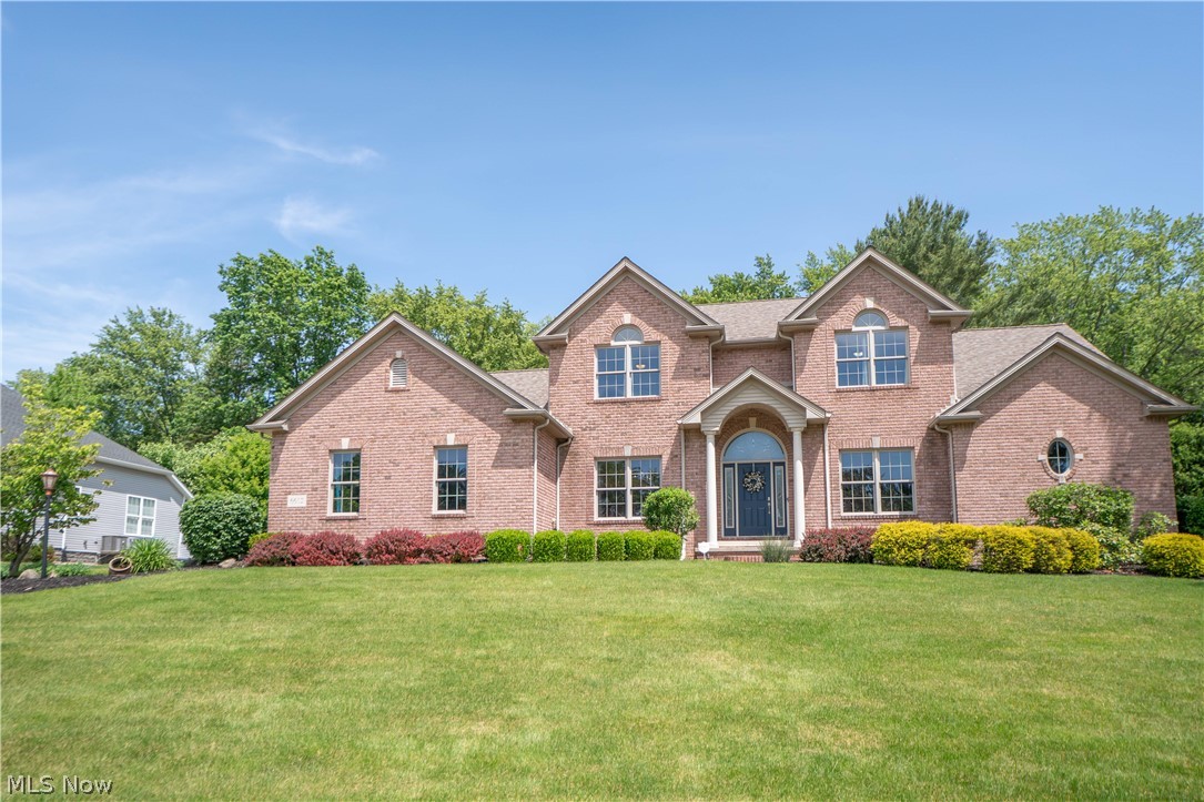 6612 Greyhawk Street NW Canton OH 44708