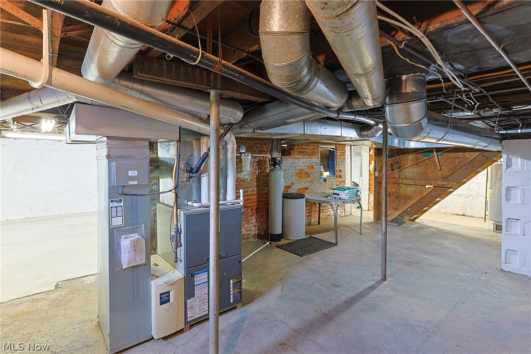 3257 New State Road Willard OH 44890