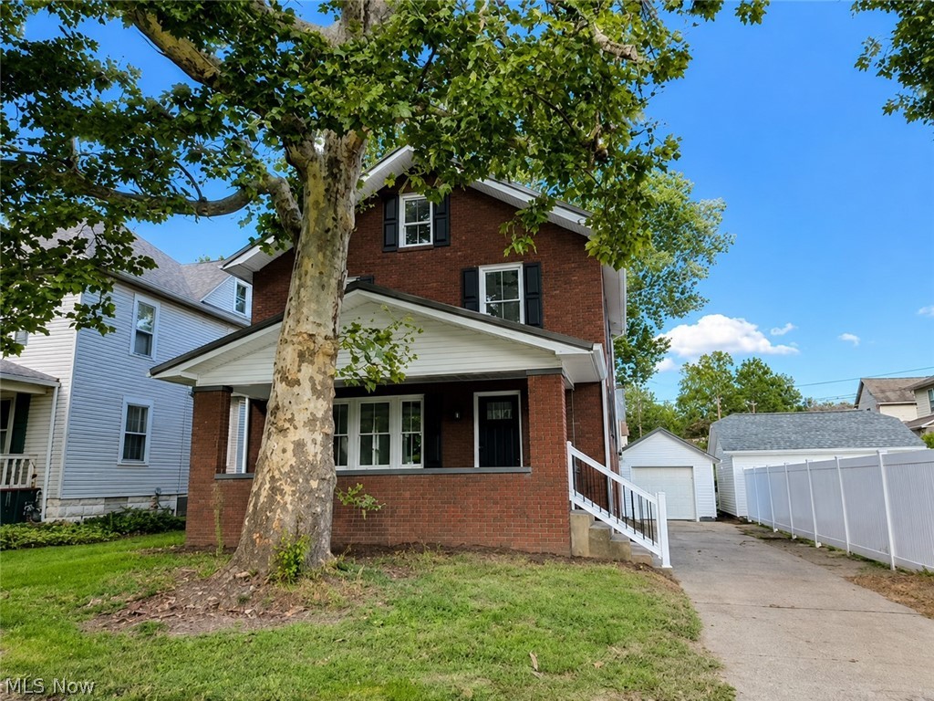 909 N Walnut Street Dover OH 44622
