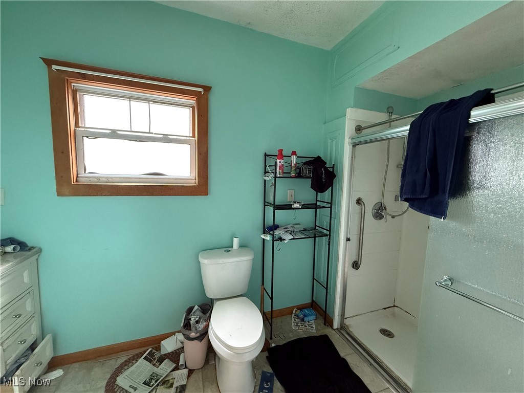 45 S Cedar Geneva OH 44041