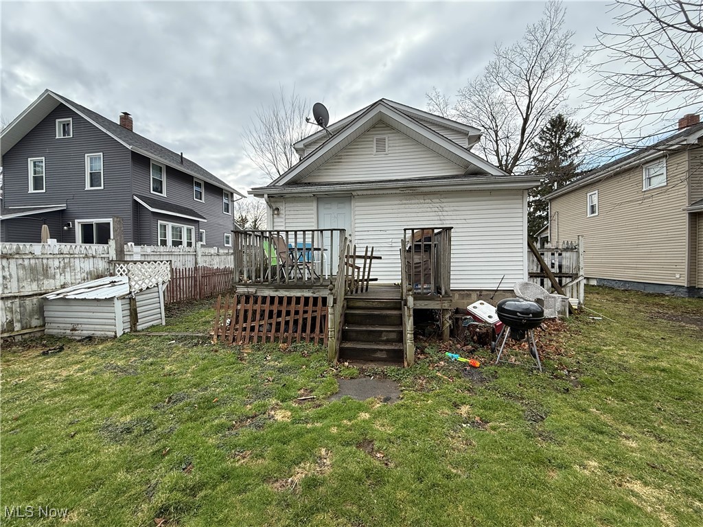 45 S Cedar Geneva OH 44041