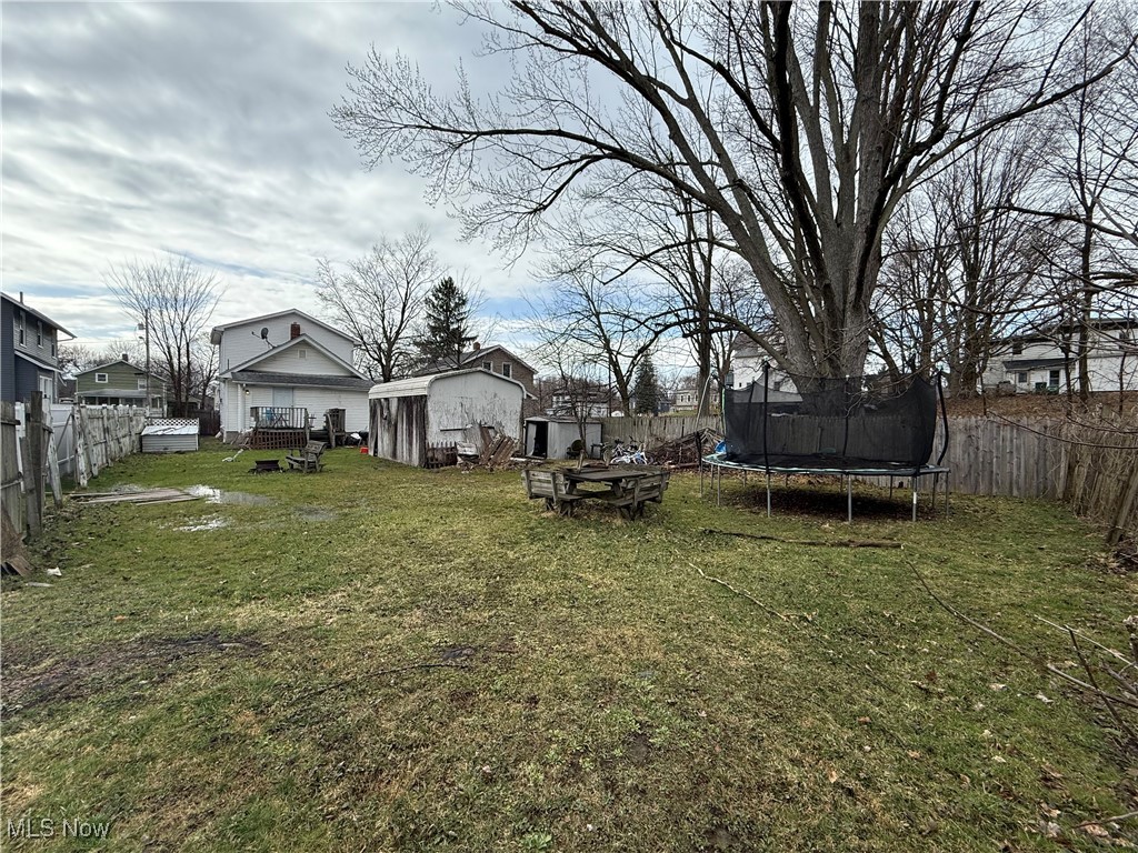 45 S Cedar Geneva OH 44041