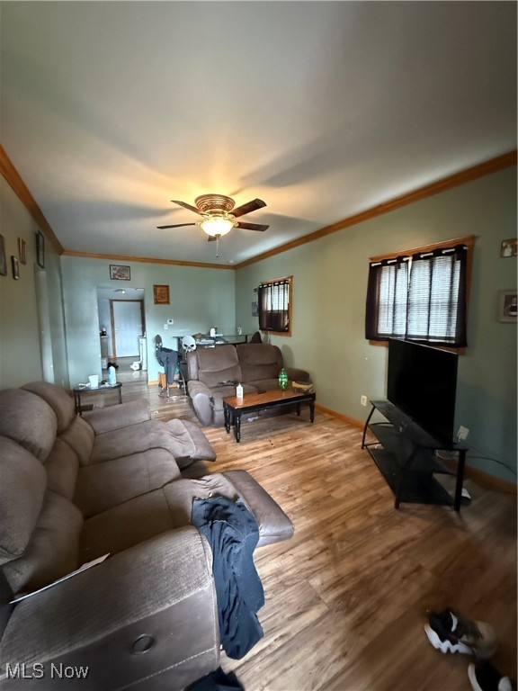 45 S Cedar Geneva OH 44041