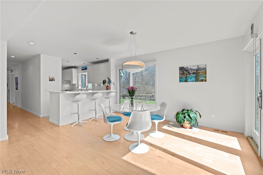 29475 S Woodland Road Pepper Pike OH 44124