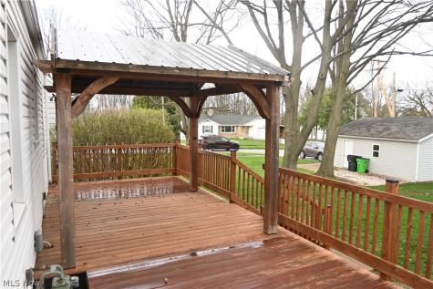 94 N 5th Street Rittman OH 44270