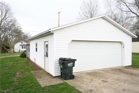 94 N 5th Street Rittman OH 44270