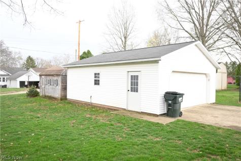 94 N 5th Street Rittman OH 44270